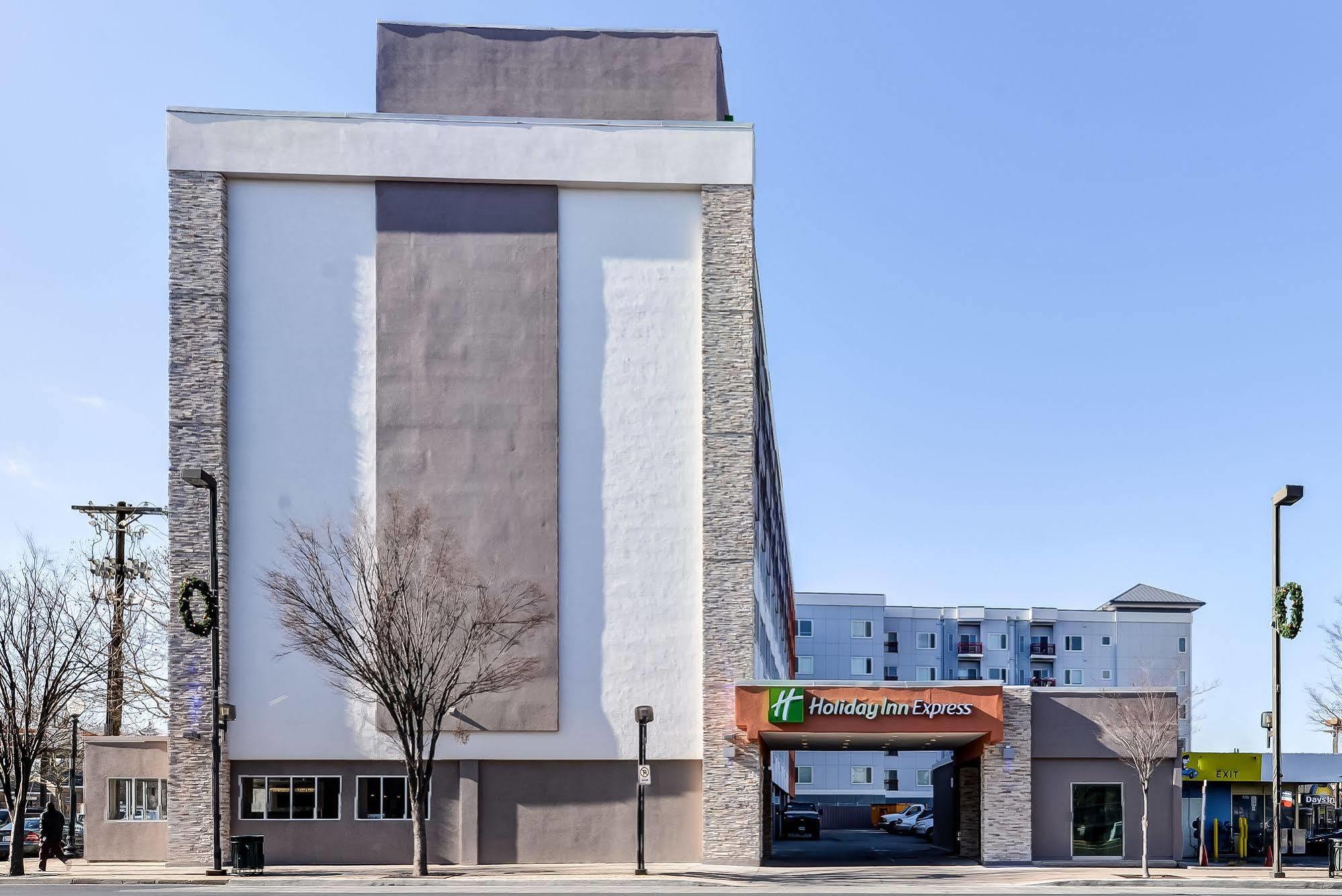 Holiday Inn Express Washington Dc Silver Spring By Ihg Exterior photo