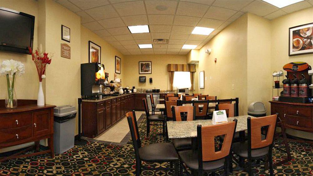 Holiday Inn Express Washington Dc Silver Spring By Ihg Exterior photo